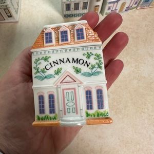 Lenox Spice Village Cinnamon - no damage or chips